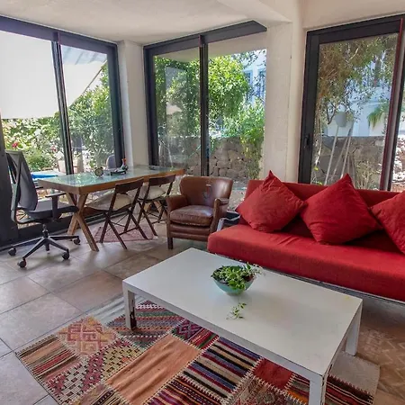 Summer House 2br Wgarden Close To Gundogan Beach Holiday home Bodrum